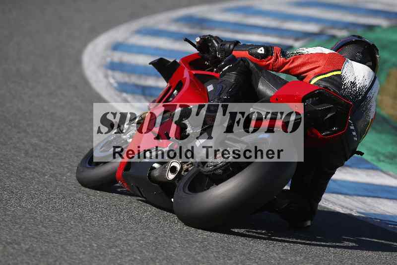 /Archiv-2024/02 29.01.-02.02.2024 Moto Center Thun Jerez/Gruppe blau-blue/backside